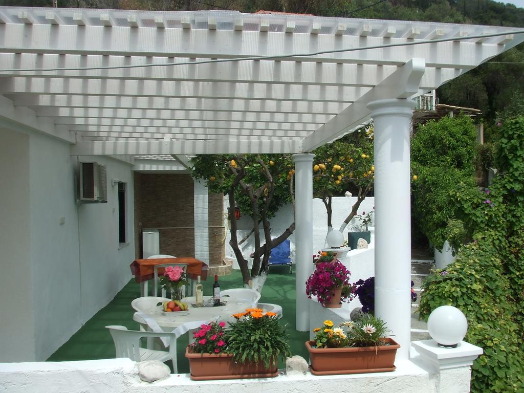 Agathi Beach House Agios Gordios  Exterior foto